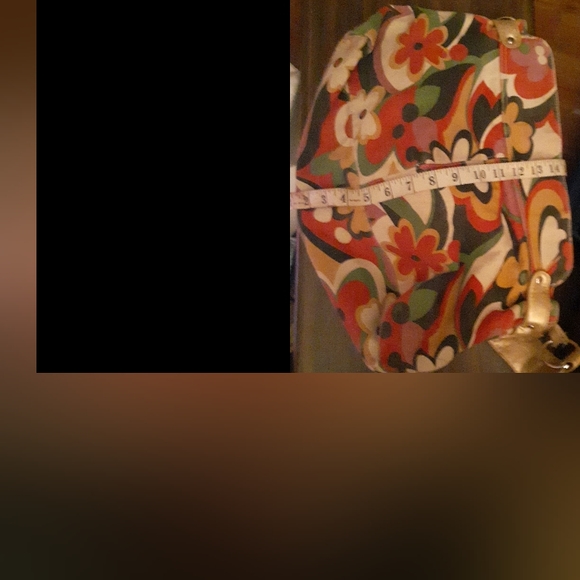 Funky purse - Picture 2 of 5